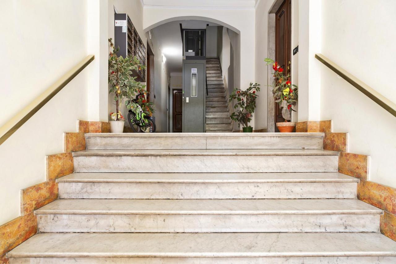 Colore E Stile Nel Centro Di Genova By Wonderful Italy Apartment Exterior foto
