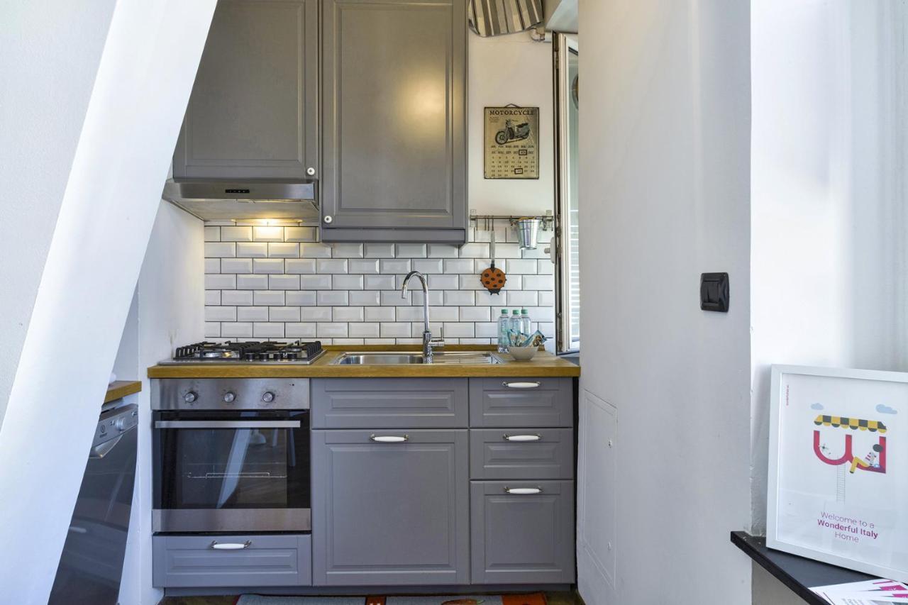 Colore E Stile Nel Centro Di Genova By Wonderful Italy Apartment Exterior foto